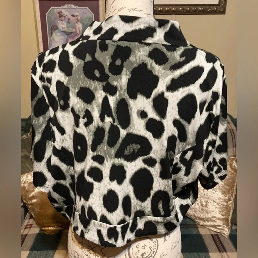Nina Leonard stylish animal